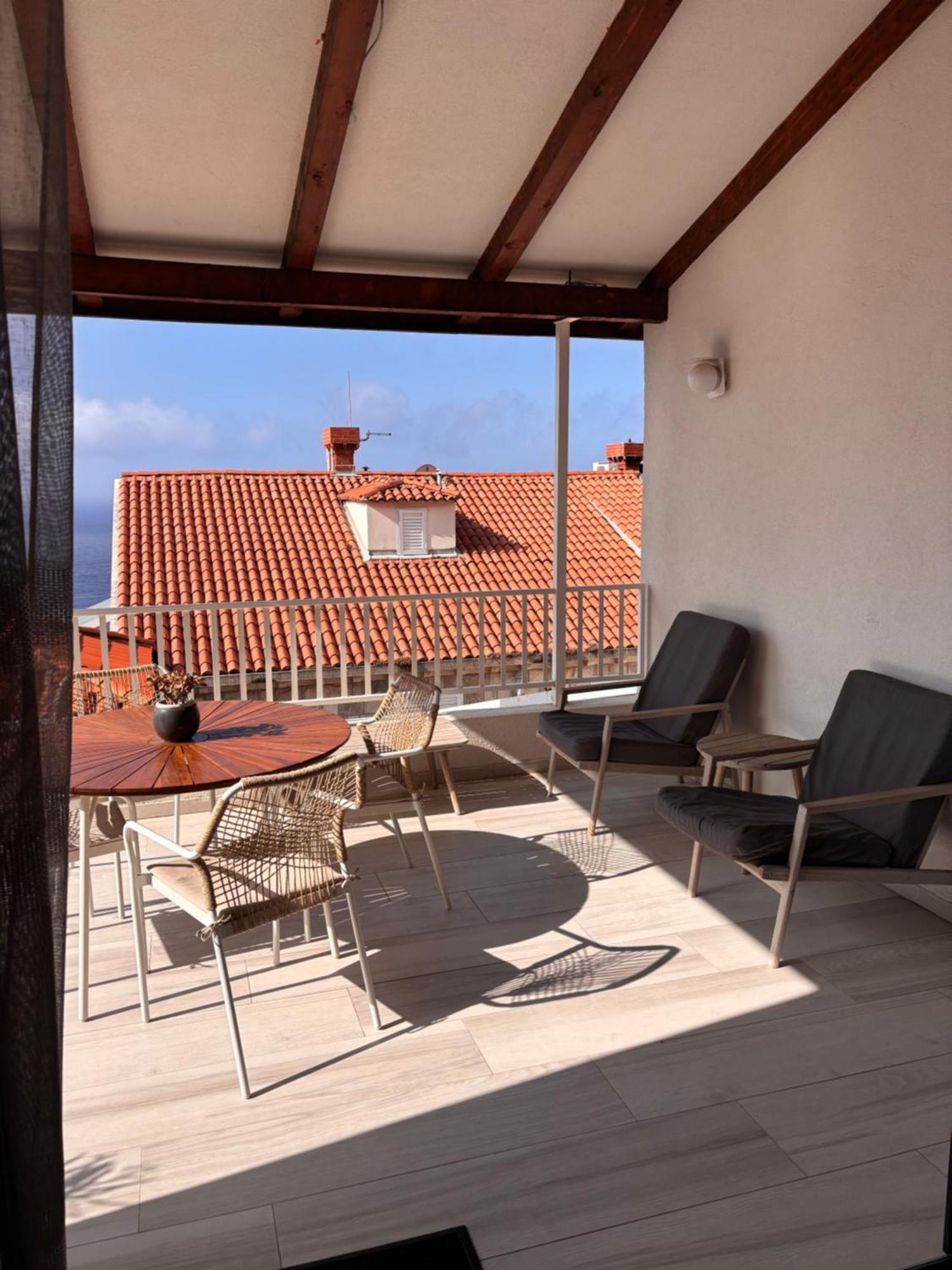 Apartma Modern 2bdrm Luxeview4- Seaview