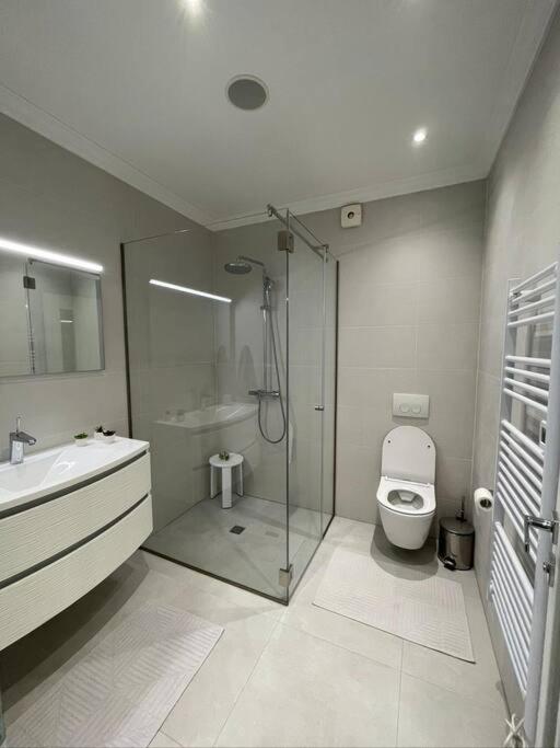 Modern 2bdrm Luxeview4- Seaview