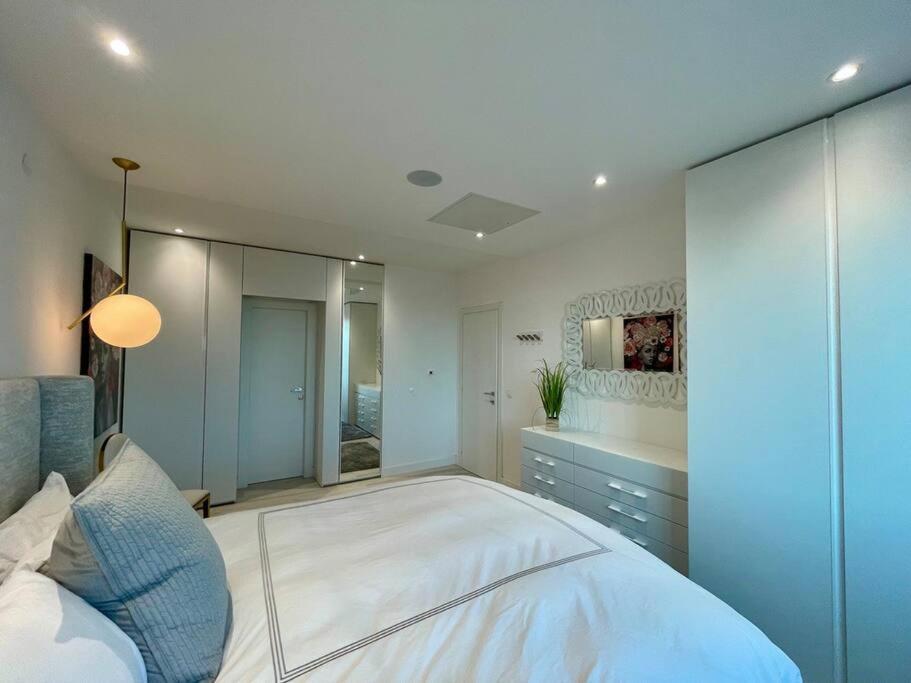 Modern 2bdrm Luxeview4- Seaview